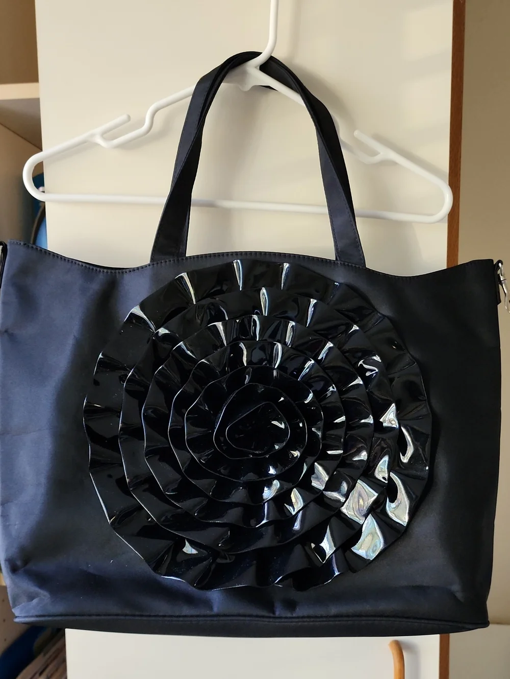 Fabulous Black Nylon Travel Tote